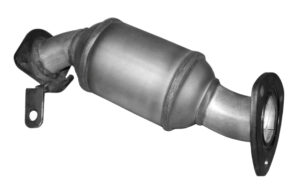 24253 Direct-Fit Buick, Chevrolet, GMC, Saturn (Pré-cat côté radiateur)
